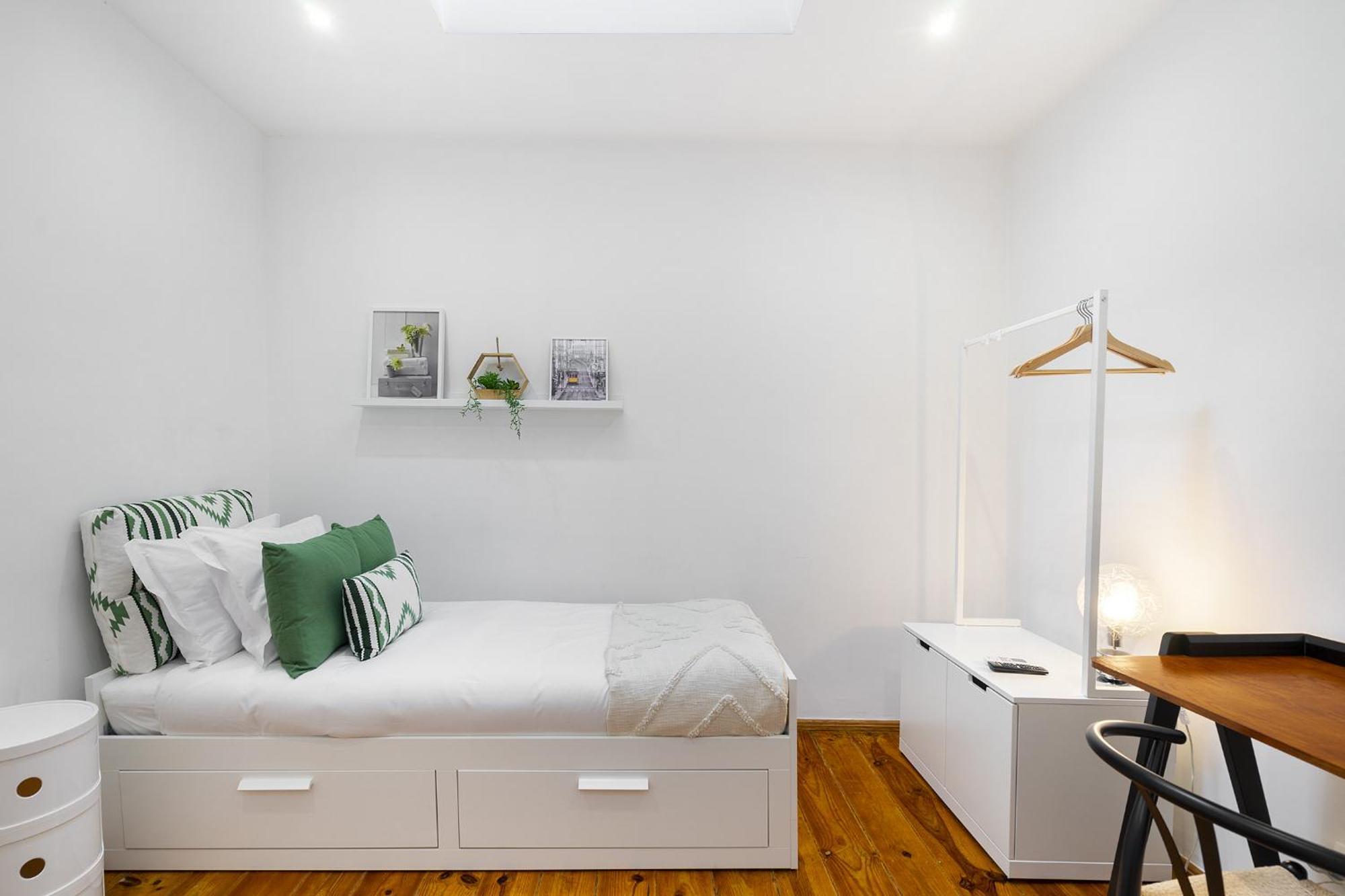 Whome Urban Tech Retreat, Modern Hubs For Remote Living 리스본 외부 사진