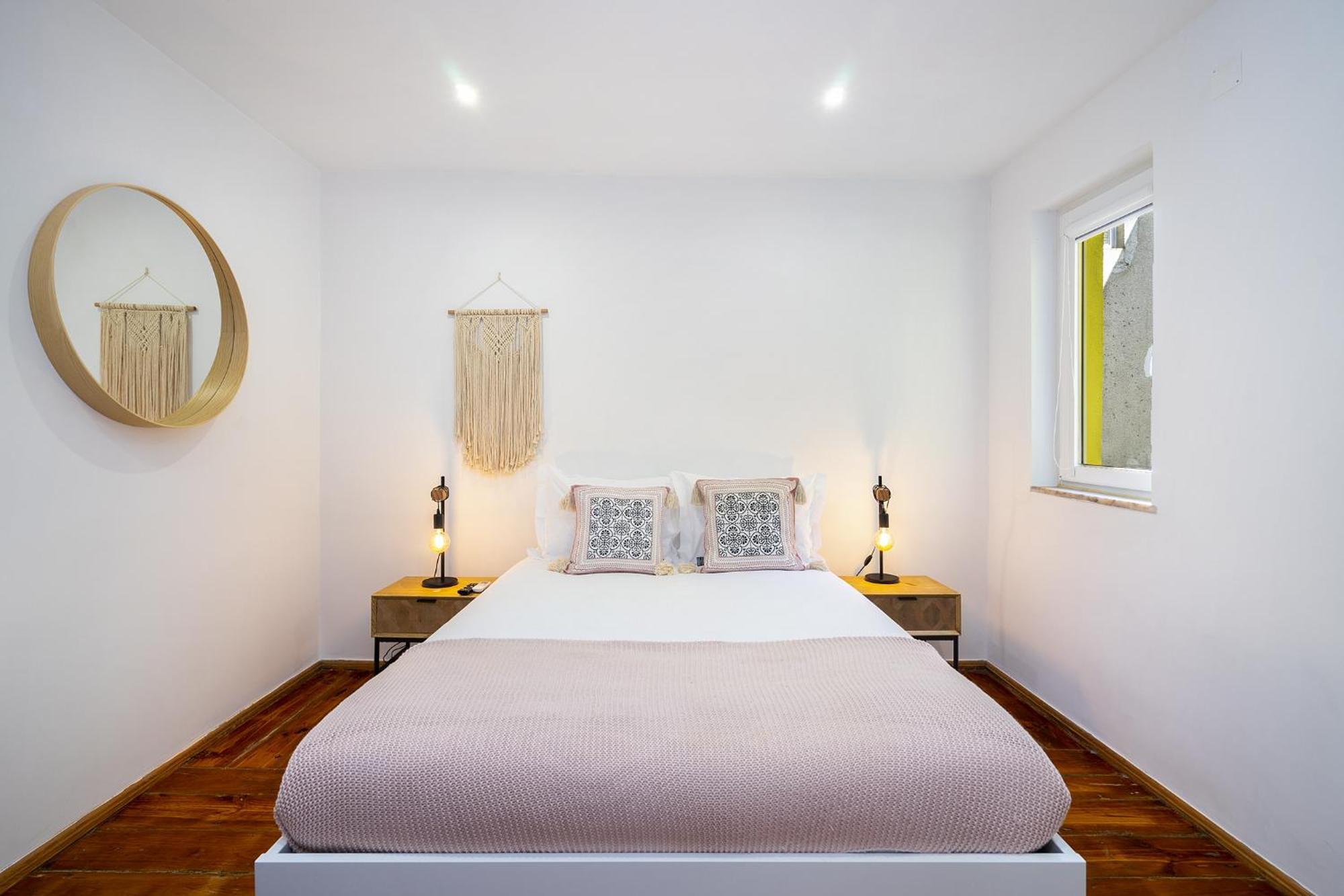 Whome Urban Tech Retreat, Modern Hubs For Remote Living 리스본 외부 사진